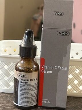 VGO Vitamin C Facial Serum - 1 oz. New/sealed